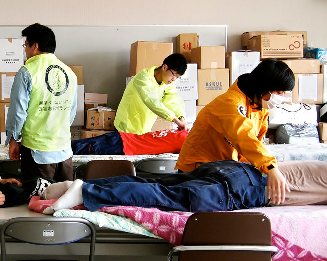 Volunteer Ministers in action using Scientology Assist Technology.
